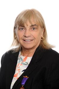 Profile image for Councillor Mrs Lynda Eaton JP