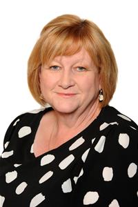 Profile image for Councillor Helen (Liz) E Darling